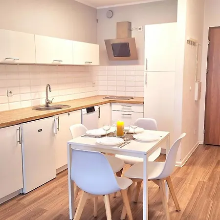 Atapartments - Przy Alejach Апартаменты Гданьск
